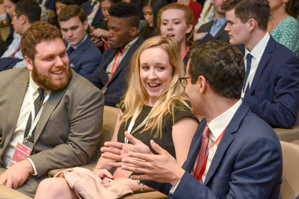 1541143933594914.jpg 微信图片_20181102143335_副本.jpg