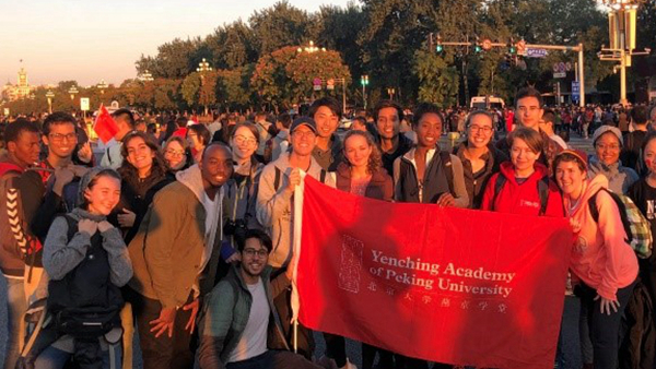 升旗_副本_600.jpg 升旗_副本_600.jpg