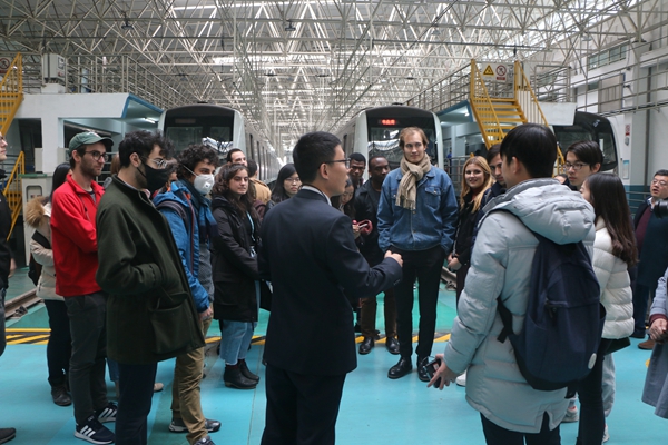 1543194732900440.jpg IMG_8527.jpg